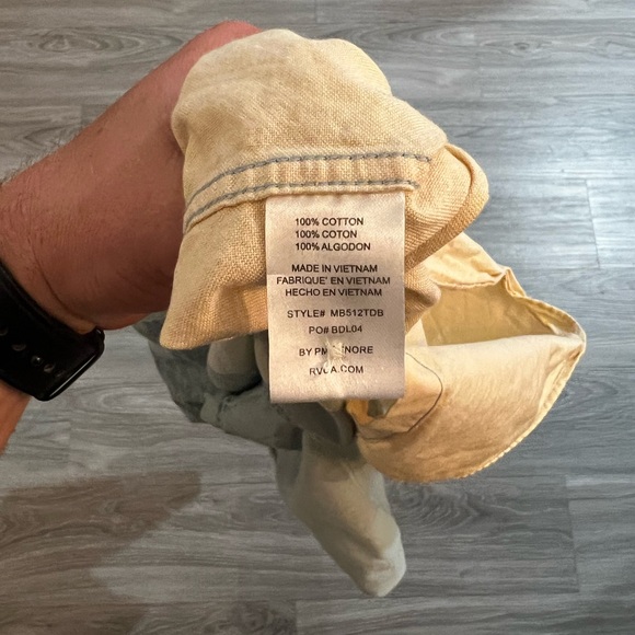 RVCA / XL / Slim Fit / Button Down T-Shirt / Brand New - Picture 5 of 7